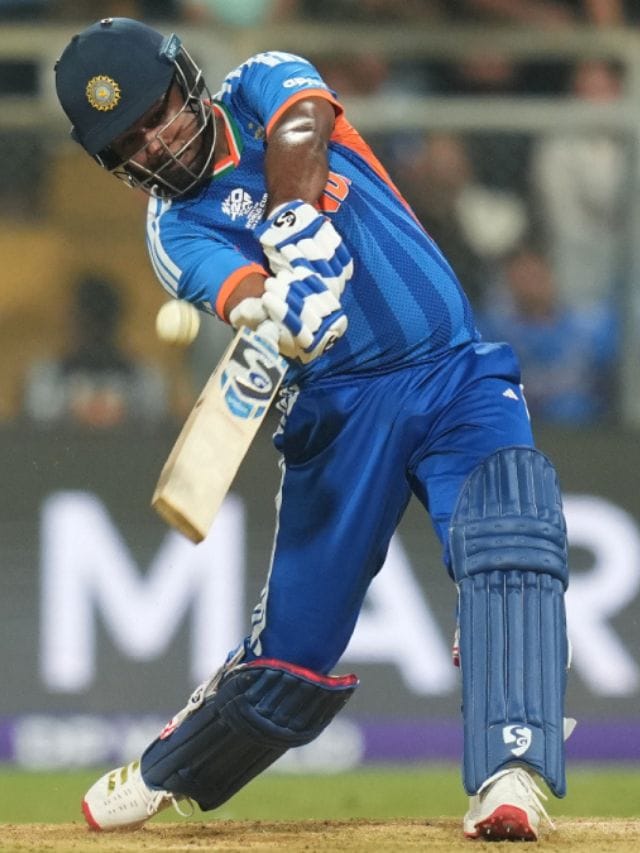 T20 માં 1000 છગ્ગા ફટકારનાર બેટ્સમેન