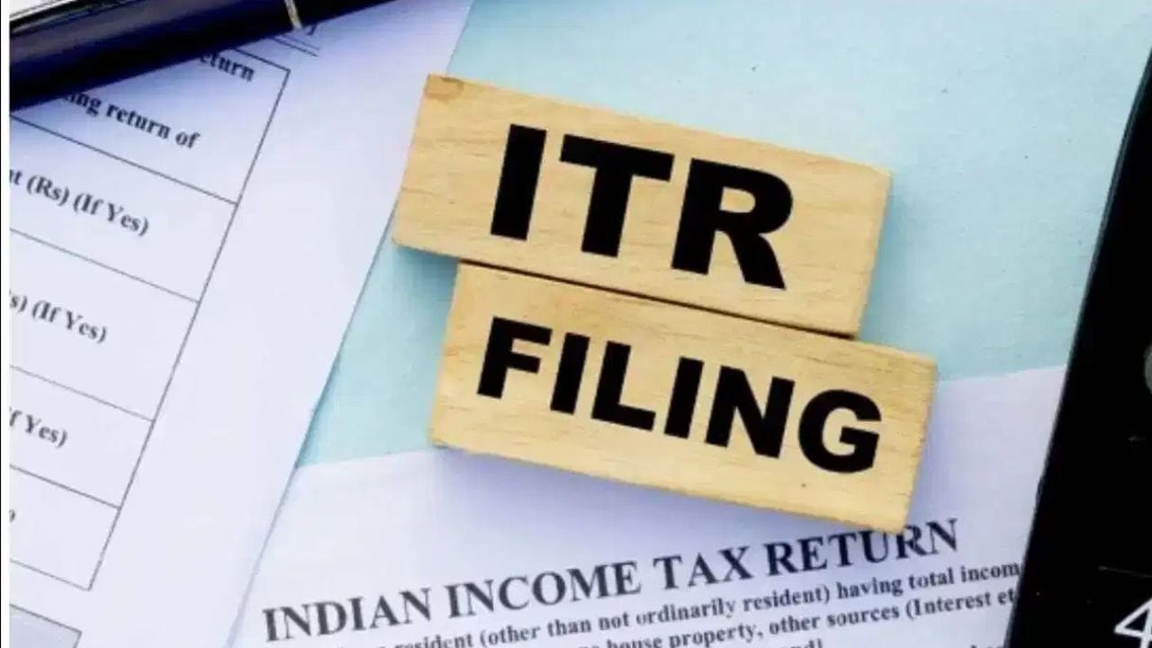 ITR 2026: શું 4 લાખથી ઓછી કમાણી પર ઈન્કમ ટેક્સ રિટર્ન ફાઇલ કરવું પડશે? જાણો શું છે નિયમો