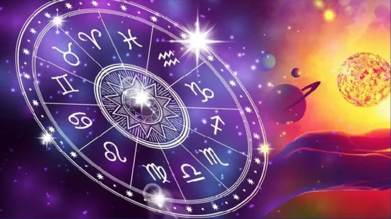18 જુલાઈ 2026 જ્યોતિષીય દ્રષ્ટિકોણથી ખૂબ જ ખાસ દિવસ બનવાનો છે. આ દિવસ આષાઢ મહિનાના શુક્લ પક્ષ ચતુર્થીની તિથિ (ચંદ્ર દિવસો) દર્શાવી રહી છે. વધુમાં, તે આષાઢ ગુપ્ત નવરાત્રીનો ચોથો દિવસ છે. પરિણામે, આ દિવસ ધાર્મિક અને જ્યોતિષીય બંને દ્રષ્ટિકોણથી ખૂબ જ મહત્વપૂર્ણ માનવામાં આવે છે. 18 જુલાઈથી, ગ્રહોની સ્થિતિ અને ગોચરનો પ્રભાવ 5 રાશિના લોકોનું ભાગ્ય બદલી શકે છે. આ રાશિના વ્યક્તિઓને વ્યવસાયમાં ભારે નાણાકીય લાભ મળવાની, અટકેલા કાર્યો પૂર્ણ થવાની અને તેમના કરિયરમાં અણધારી સફળતા મળવાની પ્રબળ સંભાવના છે.