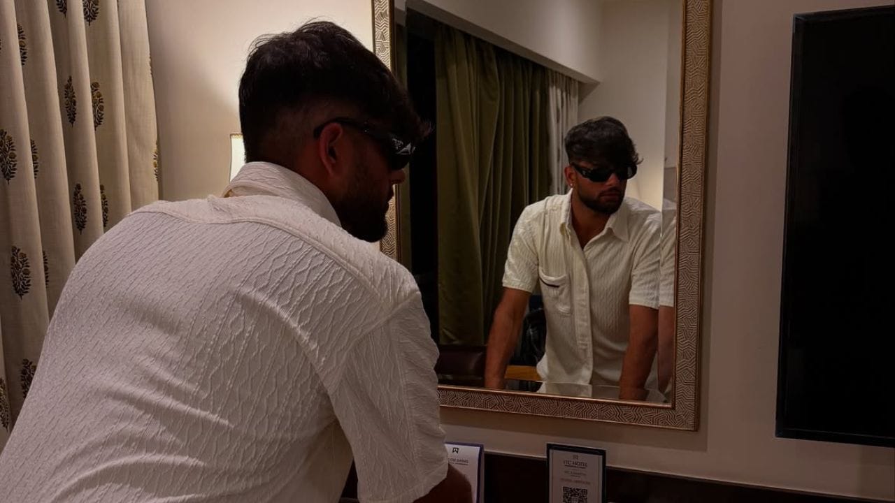 સનત સાંગવાનની ઈનિંગ કેટલી આક્રમક હતી તેનો અંદાજ એ વાત પરથી લગાવી શકાય છે કે તેણે કુલ 16 બાઉન્ડરી મારી હતી. તેમાં 10 છગ્ગા અને 6 ચોગ્ગા સામેલ હતા. બીજી તરફ ઓપનિંગ પાર્ટનર અનમોલ શર્માએ 38 બોલમાં 55 રન બનાવી નોટઆઉટ રહ્યો. (Image Source | Instagram)