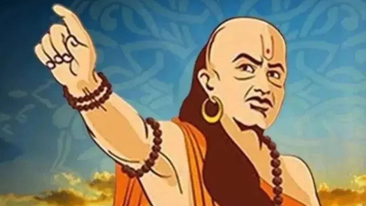 પતિની નબળાઈઓ કે અંગત ખામીઓ: પતિ-પત્ની વચ્ચે કેટલીક વાતો એવી હોય છે જે બંને વચ્ચે જ રહે તો સંબંધ વધુ મજબૂત રહે છે. પતિની આર્થિક તકલીફ, અંગત ટેવો કે કોઈ નબળાઈ દરેક સગા-સંબંધી કે મિત્રને કહેવી યોગ્ય માનવામાં આવતી નથી. આજના સોશિયલ મીડિયાના યુગમાં અંગત માહિતી ખૂબ ઝડપથી ફેલાઈ શકે છે, તેથી કોઈના સન્માન સાથે જોડાયેલી વાત શેર કરતા પહેલા વિચારવું જરૂરી છે.