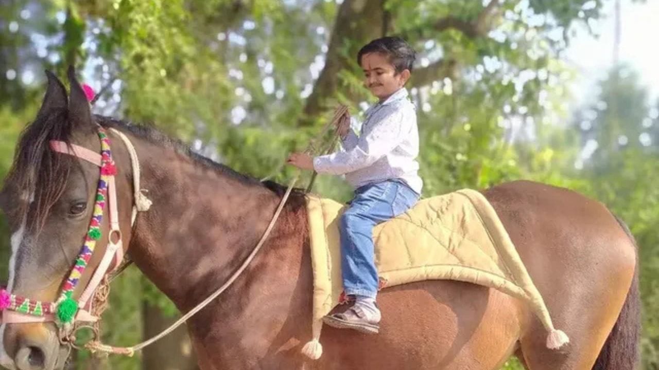 ગણેશ બારૈયાનું સપનું ડોક્ટર બનવાનું હતુ. પરંતુ શરુઆતમાં તો તેને એમબીબીએસમાં એન્ટ્રી આપવામાં આવી ન હતી. કોર્ટમાં પડકાર ફેક્યા પછી કોર્ટે દિવ્યાંગજન અધિકાર અધિનિયમ 2016 હેઠળ ગણેશના પક્ષમાં નિર્ણય સંભળાવ્યો હતો.