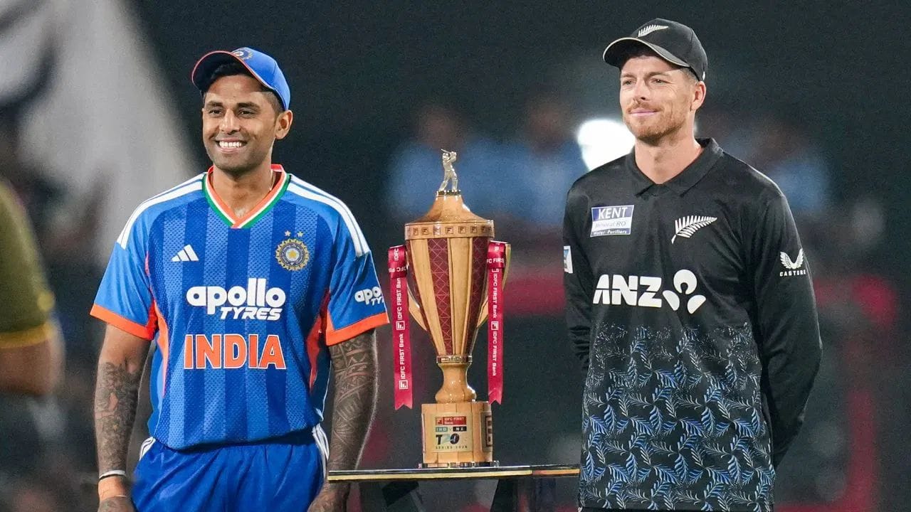 ભારતની પાંચ T20, પાંચ વનડે અને બે ટેસ્ટની આ લાંબી શ્રેણી માટે ચાહકોમાં અત્યારથી જ ભારે ક્રેઝ જોવા મળી રહ્યો છે. (PC:PTI/X)