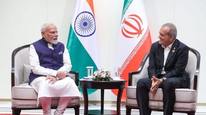 યુદ્ધ વચ્ચે PM મોદી અને ઈરાની રાષ્ટ્રપતિની મુલાકાત