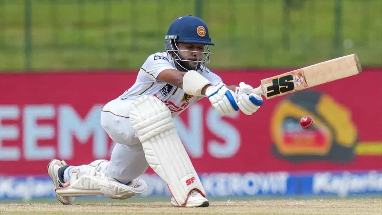 IND vs SL: શ્રીલંકાના 25 વર્ષના ખેલાડીએ જે કર્યું, તે ક્રિકેટના ઈતિહાસમાં આજ સુધી કોઈ કરી શક્યું નથી