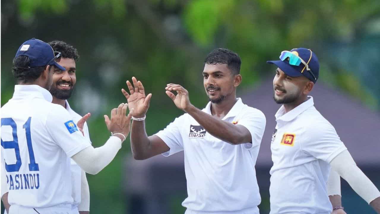 IND vs SL: ભારત સામેની પહેલી ટેસ્ટ માટે શ્રીલંકાએ 5 સ્પિનરોને ટીમમાં કર્યા સામેલ, 3 વર્ષ બાદ આ ખેલાડીની વાપસી