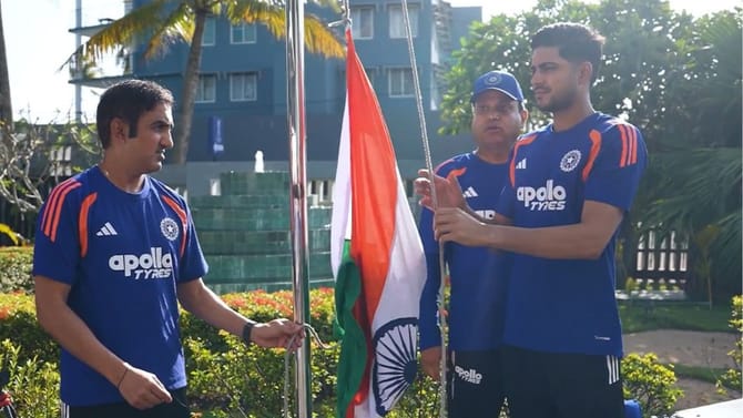 VIDEO: શુભમન ગિલ અને ગૌતમ ગંભીરે શ્રીલંકામાં ફરકાવ્યો ત્રિરંગો