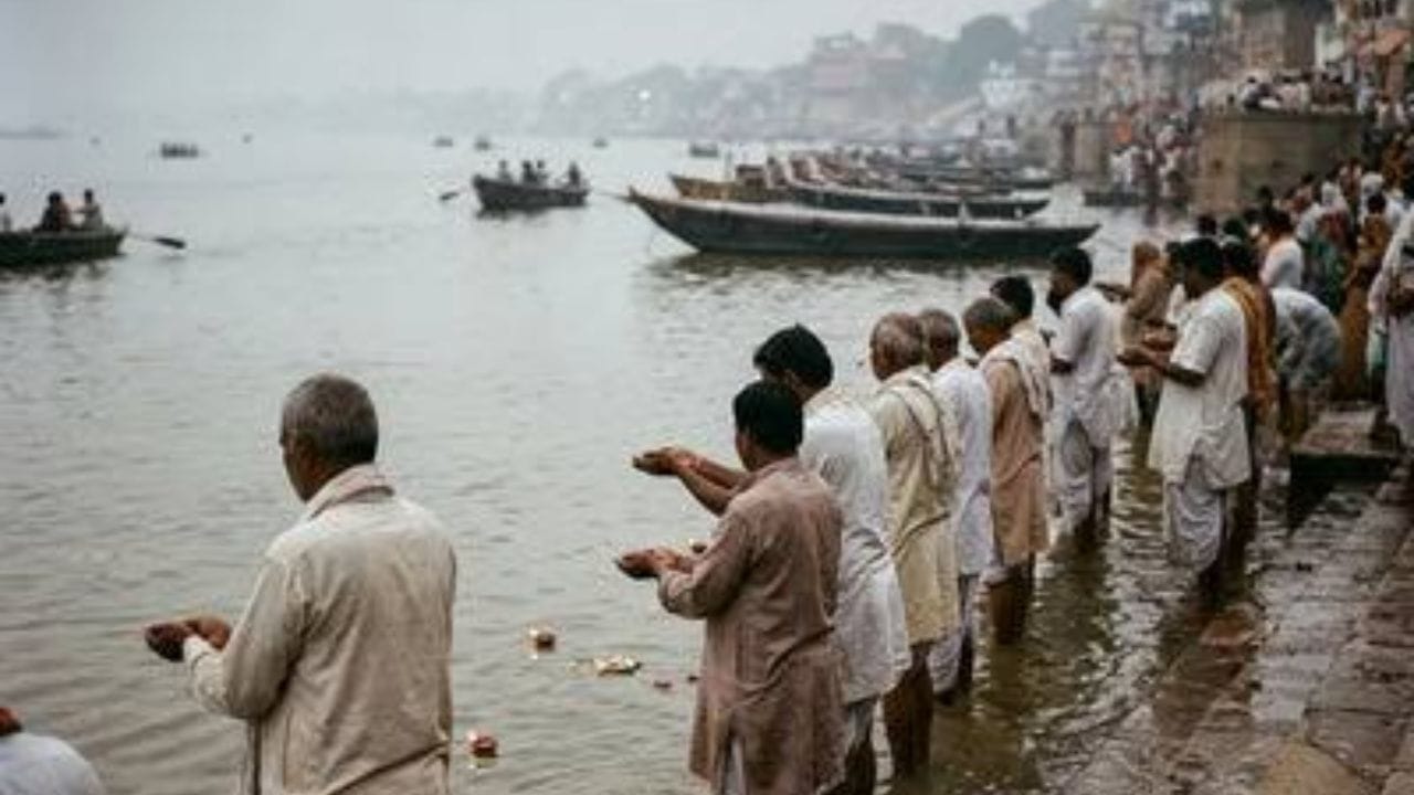 નોંધ : અહીં આપવામાં આવેલી તમામ માહિતી ધાર્મિક માન્યતાઓ પર આધારિત છે. TV9 ગુજરાતી આ માન્યતાઓ કે દાવાઓની પુષ્ટિ કરતું નથી. કોઈપણ ઉપાય અજમાવતા પહેલાં જાણકાર અથવા નિષ્ણાતની સલાહ લેવી. (Image Source | AI Generated)