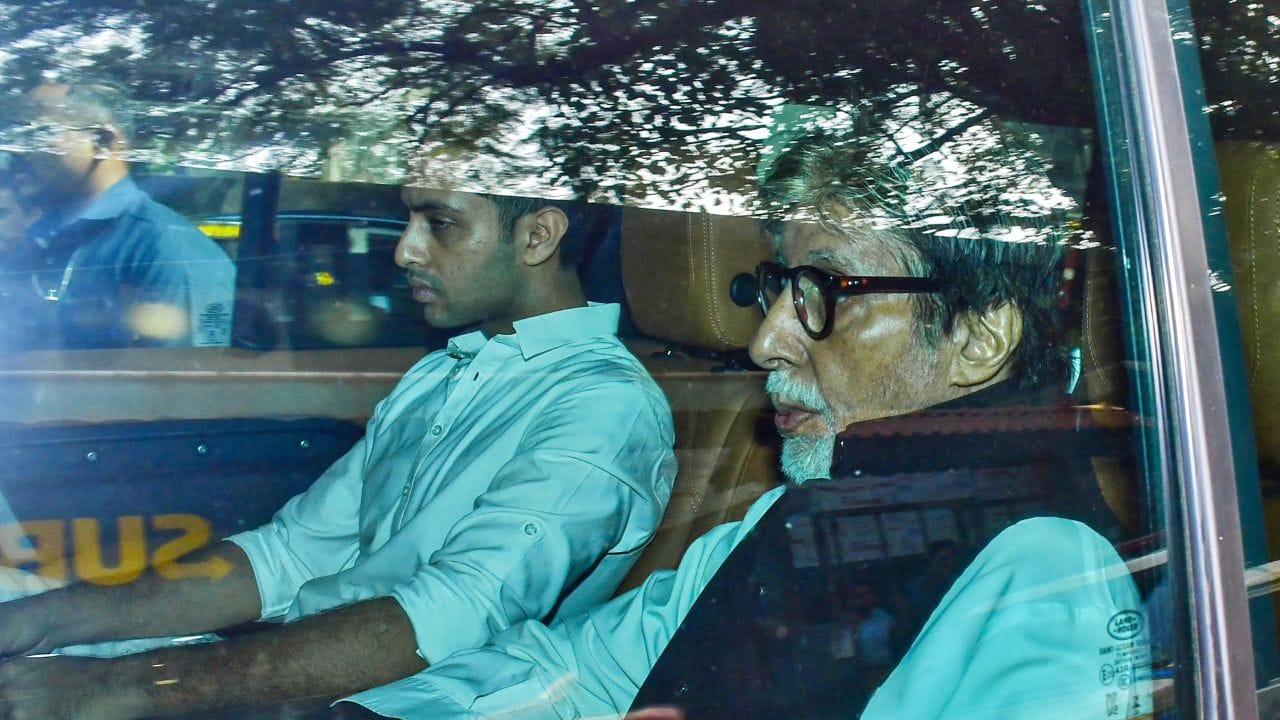 આ ઉપરાંત રિયલ એસ્ટેટમાં પણ તેમનું મોટું રોકાણ છે. તેથી તેમની કુલ સંપત્તિના અંદાજમાં બિઝનેસ રોકાણ, પ્રોપર્ટી અને અન્ય નાણાકીય સ્ત્રોતોનો સમાવેશ થાય છે. (Image Source | PTI)