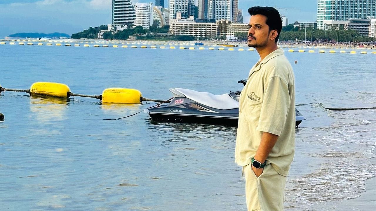 2008માં તેમના પિતાના અચાનક મૃત્યુથી તેમની અભિનયની મહત્વાકાંક્ષા અટકી ગઈ. તેમણે જીવનનિર્વાહ માટે નાની નોકરીઓ કરી અને સમાંતર રીતે તેમનું ઉચ્ચ માધ્યમિક શિક્ષણ પૂર્ણ કર્યું.