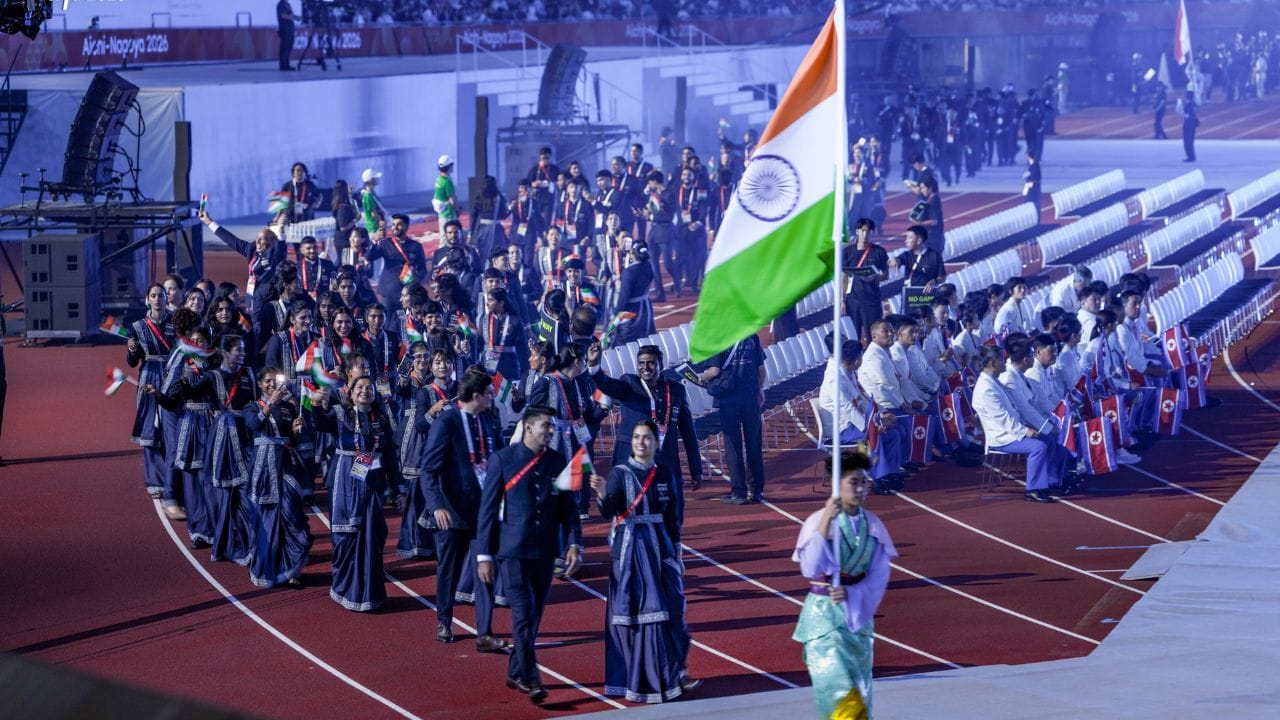 તમને જણાવી દઈએ કે, હાલમાં ચીન એશિયન ગેમ્સની મેડલ ટેલીમાં સૌથી આગળ છે, જ્યારે ભારત ટોચના 10માં સ્થાન મેળવી ચૂક્યું છે. ભારતે અત્યાર સુધીમાં ત્રણ મેડલ જીત્યા છે, જે બધા સિલ્વર છે. (All photo : PTI,officialnrai,)