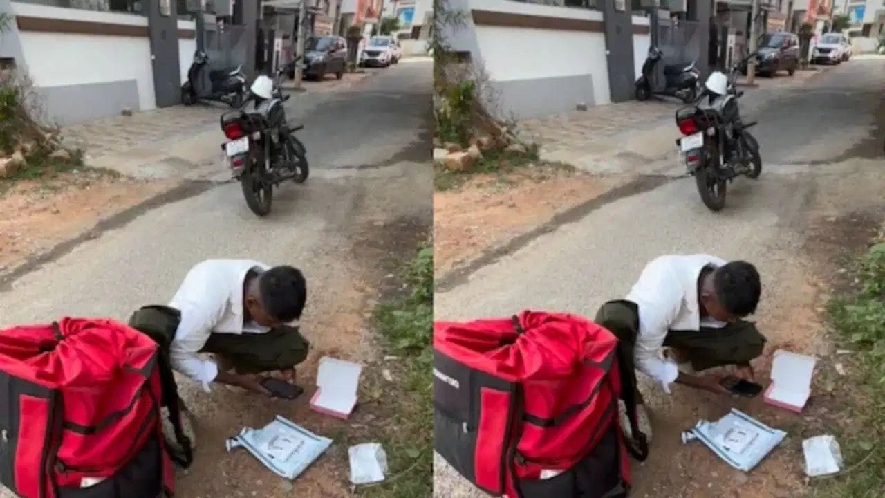 જમીન પર બેસી કામ કરતા ડિલિવરી બોયનો વીડિયો