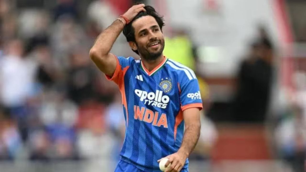 ભારત પાસે વોશિંગ્ટન સુંદરનો વિકલ્પ પણ ઉપલબ્ધ છે. જોકે, ટીમ મેનેજમેન્ટ નિષ્ણાત લેગ-સ્પિનર બિશ્નોઈ તરફ વધુ ઝુકી શકે છે.