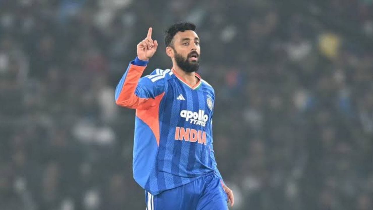 ખેલાડીઓની ઇજાઓ હવે BCCI માટે એક પડકાર બની રહી છે. બે મહિના પછી ઇજામાંથી સ્વસ્થ થયેલા સ્પિનર ​​વરુણ ચક્રવર્તીને ફરીથી ઇજા થઈ છે. 