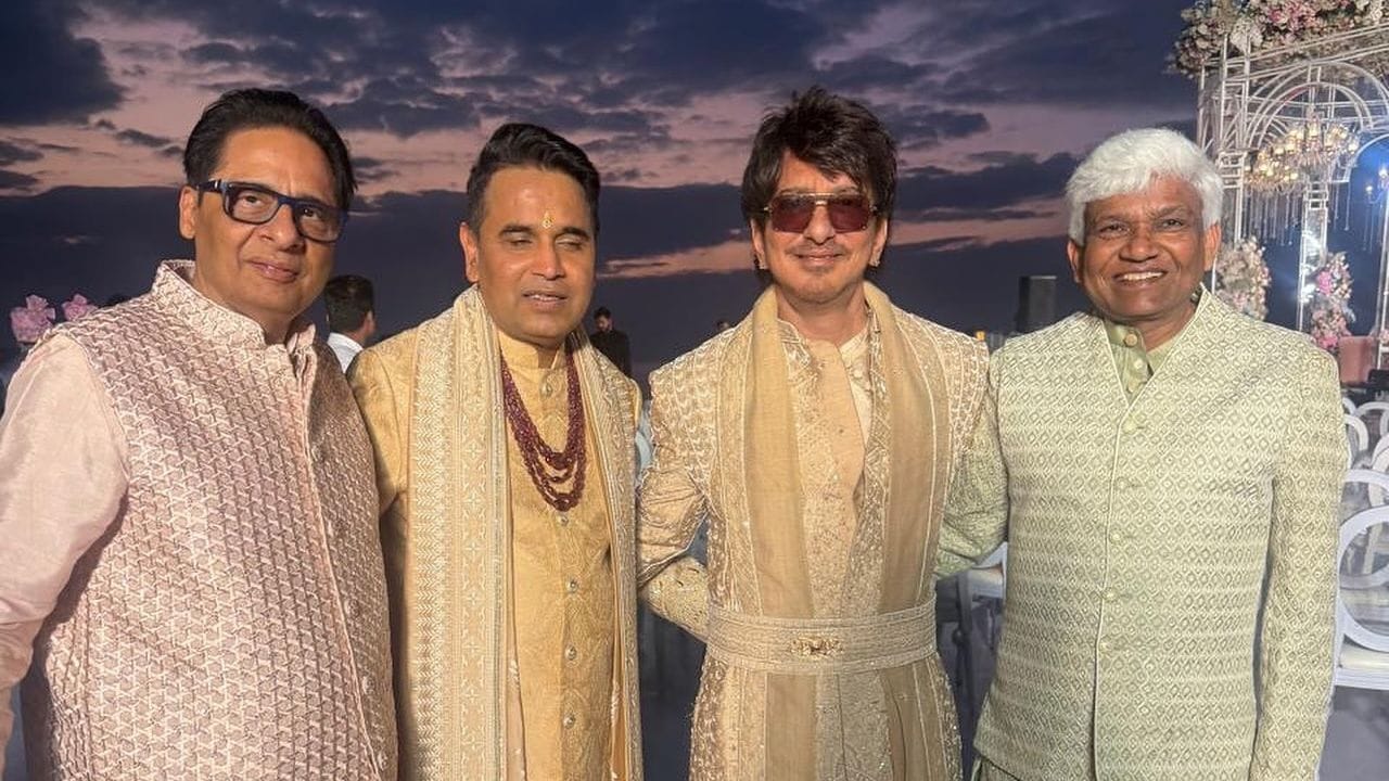 વાસુ ભગનાની મુંબઈ, ભારતના એક ભારતીય ફિલ્મ નિર્માતા છે જે બોલીવુડ ફિલ્મ ઉદ્યોગમાં કામ કરે છે. વાસુ ભગનાનીની પુત્રવધુ રકુલ પ્રીત સિંહ છે.