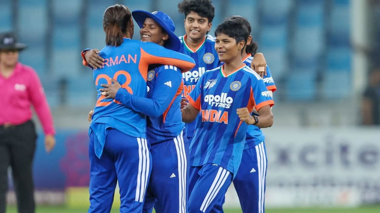 મહિલા T20 એશિયા કપ 2026માં ભારતીય મહિલા ટીમની વાત કરીએ તો. સ્મૃતિ મંધાના, શેફાલી વર્મા, હરમનપ્રીત કૌર, ભારતી કુલમાલી, રિચા ધોષ, કમાલિની, દીપ્તિ શર્મા, પ્રેમા રાવત, શ્રી ચરણી,ક્રાંતિ ગૌડ, નંદિની શર્મા