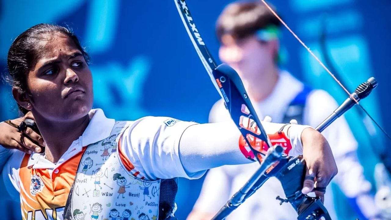 Asian Games Breaking News: 17 વર્ષની કુમકુમ મોહોડેએ તીરંદાજીમાં રચ્યો ઇતિહાસ, એશિયન ગેમ્સમાં જીત્યું Gold Medal
