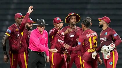 IND vs WI મેચમાં ખેલાડી થયો ઈજાગ્રસ્ત, હોસ્પિટલ લઈ જવો પડ્યો