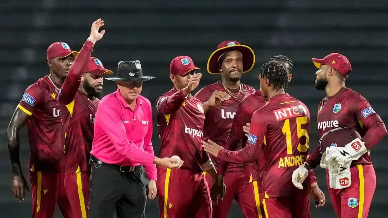 Breaking News: IND vs WI મેચમાં ખેલાડી થયો ઈજાગ્રસ્ત, હોસ્પિટલ લઈ જવો પડ્યો