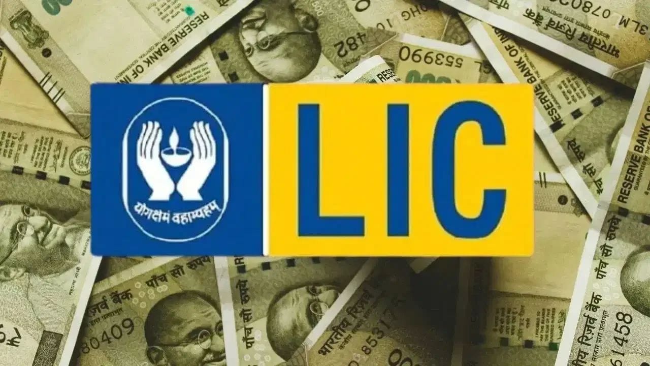 LIC જીવન આનંદ એક એન્ડોમેન્ટ પ્લાન છે. તેમાં પોલિસીની મુદત દરમિયાન વીમા સુરક્ષા મળે છે અને મુદત પૂરી થવા પર નિયમો અનુસાર એકમુશ્ત મેચ્યોરિટી રકમ આપવામાં આવે છે. જો પોલિસીધારકનું મૃત્યુ પોલિસીની મુદત દરમિયાન થાય છે, તો પોલિસીની શરતો મુજબ પરિવારને વીમાની રકમ મળી શકે છે.
