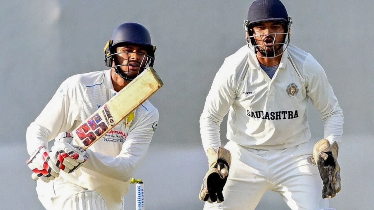 Ranji Trophy: 214 બોલમાં 135 રન… 187 રનમાં 7 વિકેટ પડી, પછી નવમા ક્રમના બેટ્સમેને ફટકારી સદી