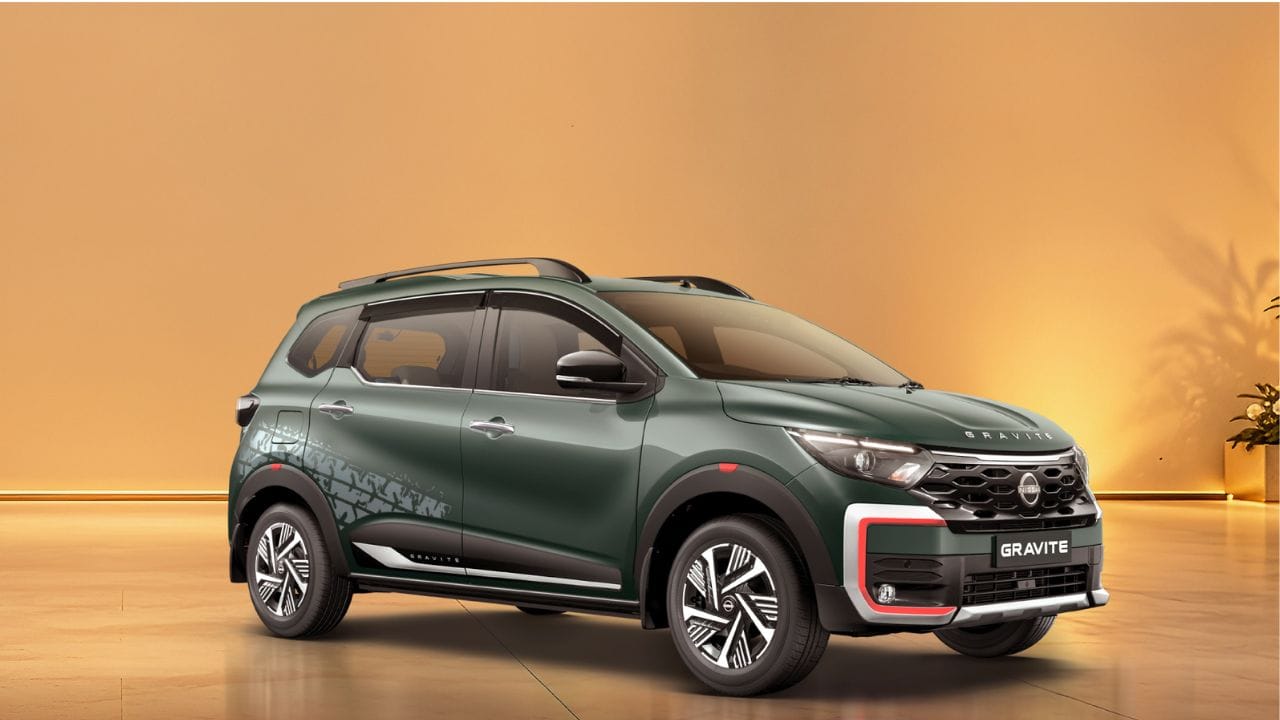 5. Nissan Gravite Turbo CNG: નિસાનની આગામી 7-સીટર કાર ગ્રેવાઇટ પણ આ જ નવા પ્લેટફોર્મ અને 1.0-લિટર ટર્બો-સીએનજી એન્જિન સાથે રજૂ કરવામાં આવશે. તેમાં પણ અંડરબોડી સિલિન્ડર ટેક્નોલોજી જોવા મળશે, જેથી મોટા પરિવાર માટે પરફોર્મન્સ અને સ્પેસ બંને જળવાઈ રહેશે.