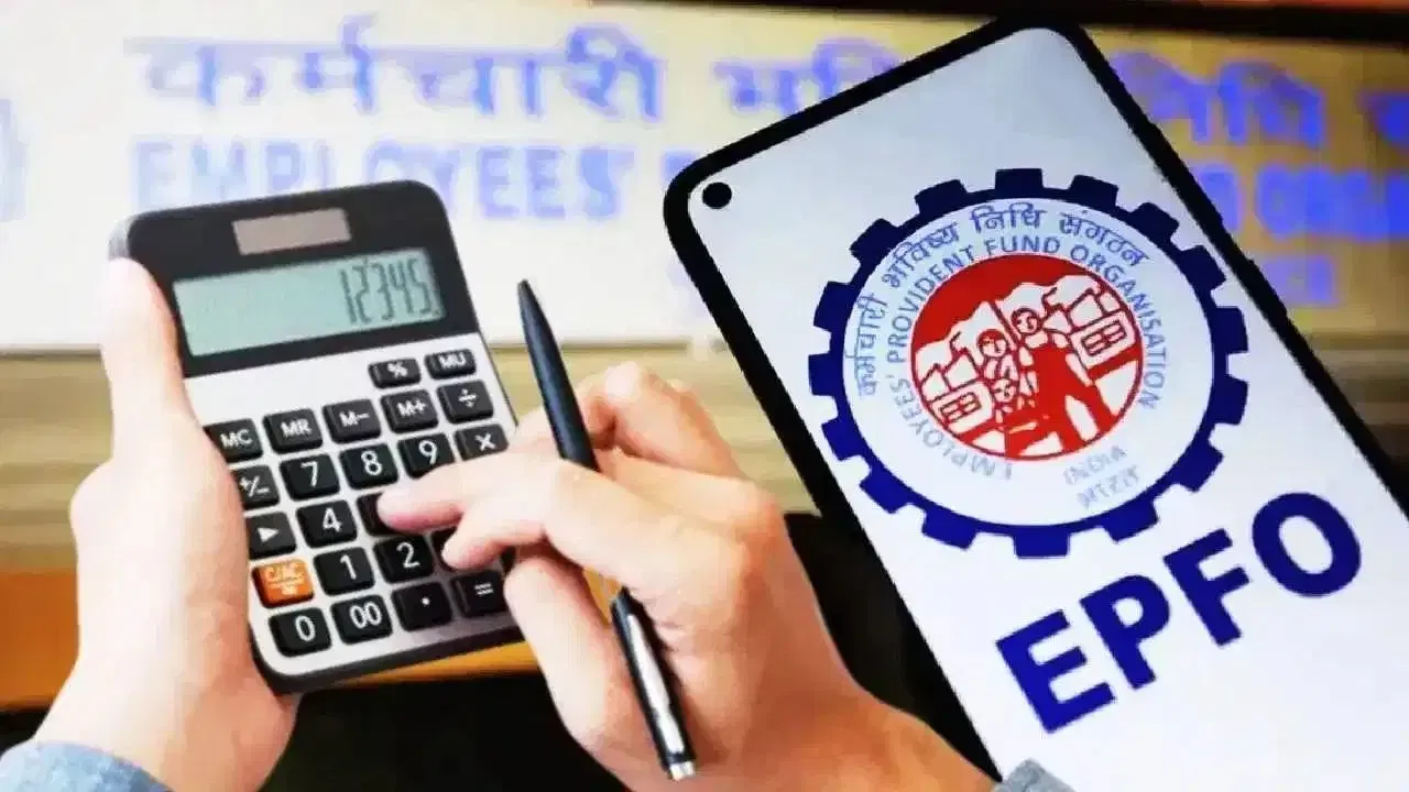 EPFO એ જણાવ્યું છે કે નિવૃત્તિના ત્રણ વર્ષ પછી ખાતું 'નિષ્ક્રિય' (inoperative) થઈ જાય છે. એકવાર ખાતું નિષ્ક્રિય થઈ જાય, પછી તેના પર વ્યાજ મળવાનું બંધ થઈ જાય છે. તેથી, નિવૃત્તિ પછી અનિશ્ચિત સમય સુધી તમારી EPF રકમને ખાતામાં રહેવા દેવી એ કદાચ સમજદારીભર્યો નિર્ણય ન ગણાય. 