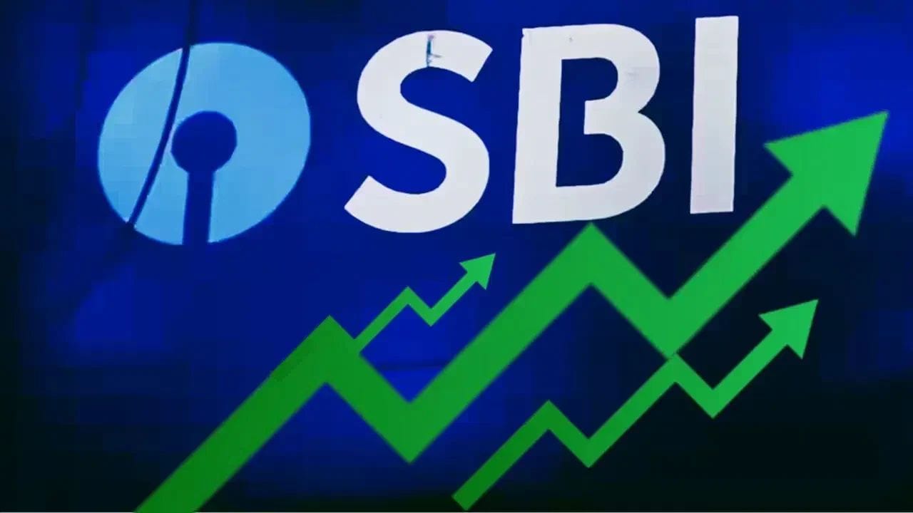 SBI લાઈફનો 'સ્માર્ટ પ્લેટિનમ પ્લસ' એક નોન-લિંક્ડ સેવિંગ્સ પ્લાન છે, જે કોઈપણ માર્કેટ રિસ્ક વગર ગેરંટીડ રિટર્ન અને લાઈફ કવર આપે છે. સુરક્ષિત અને નિશ્ચિત આવક દ્વારા તમારા લાંબાગાળાના ફાઇનાન્સિયલ ગોલ્સને પૂરા કરવા માટે આ એક શ્રેષ્ઠ વિકલ્પ છે.