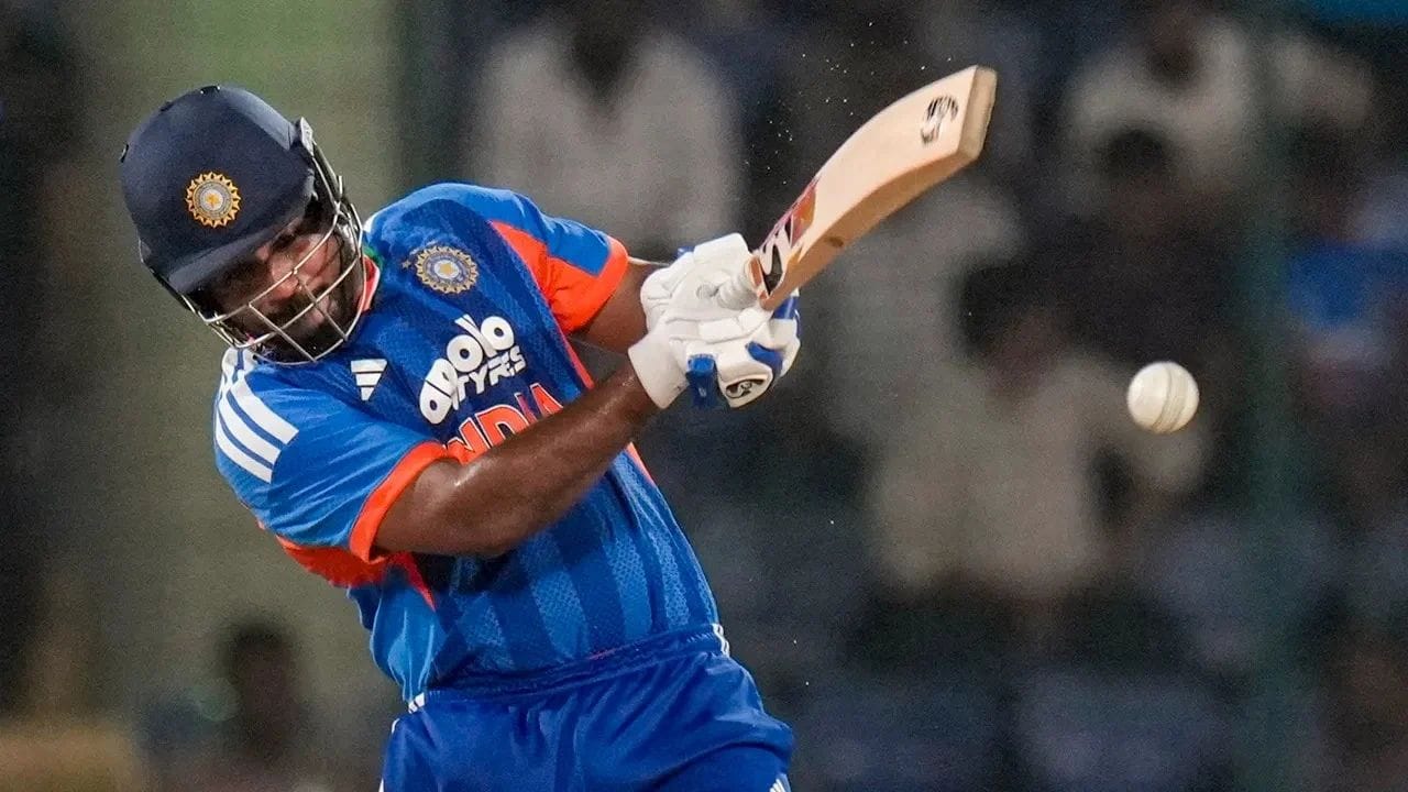 લખનૌ T20માં નિષ્ફળ રહ્યા બાદરાંચીમાં જોરદાર બેટિંગ કરી સંજુ સેમસને પોતાના ટીકાકારોને ચૂપ કરી દીધા હતા.