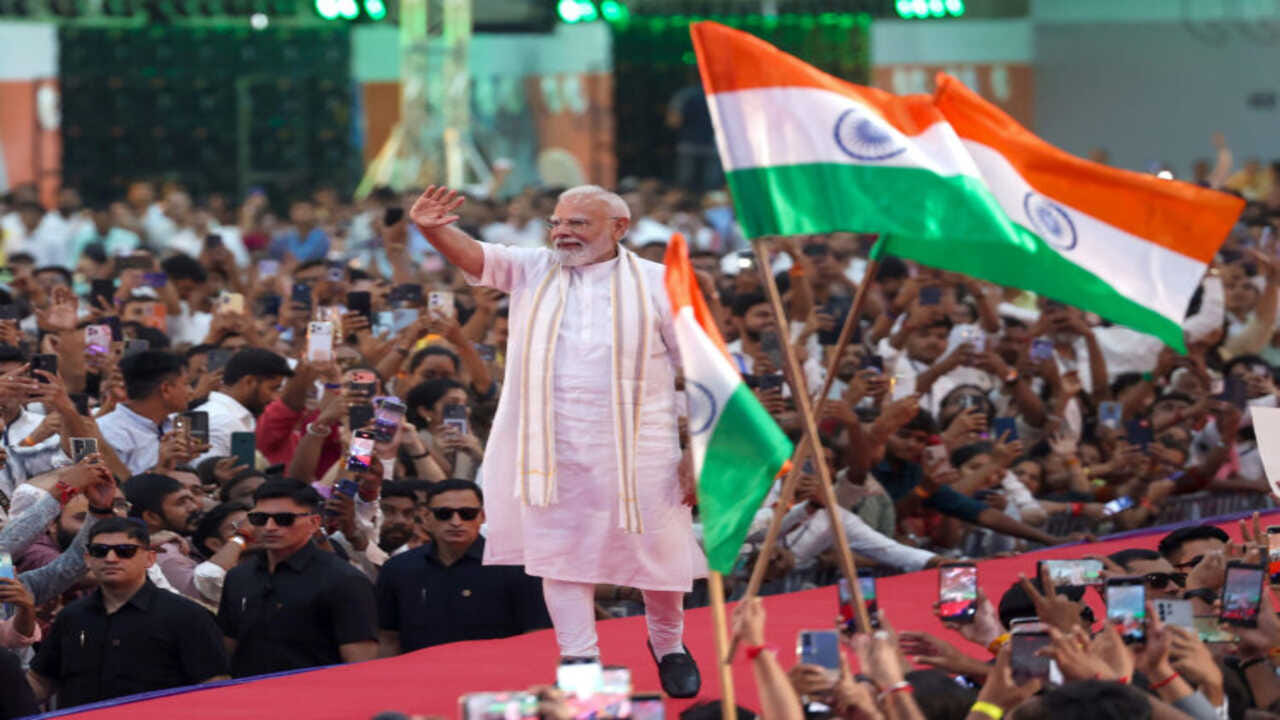 Breaking News : PM મોદીના જાહેર જીવનના 25 વર્ષ નિમિત્તે ગુજરાતભરમાં 7 ઓક્ટોબરે યોજાશે ‘સેવા જ્યોત યાત્રા’
