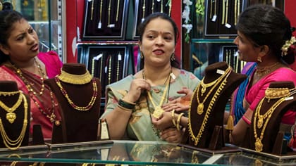 સોનું ખરીદતા પહેલા આ વાતનું ધ્યાન રાખજો