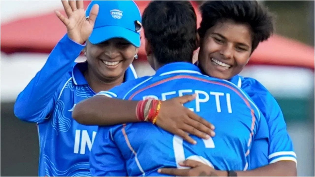 લેટેસ્ટ ICC મહિલા રેન્કિંગમાં સ્મૃતિ મંધાના સિવાય ભારતની શ્રી ચારણી પર ટોપ પર પહોંચી ગઈ છે.