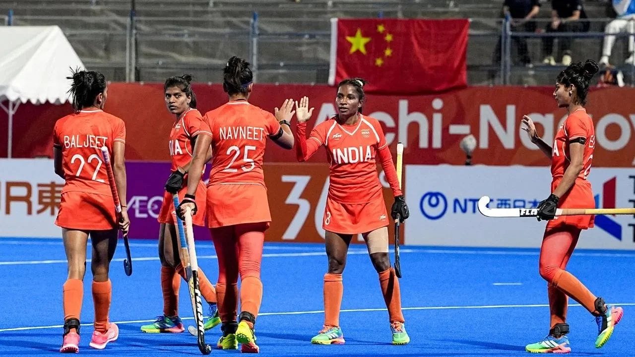 Breaking News Asian Games 2026: 44 વર્ષ પછી ગોલ્ડ મેડલ જીતનાર ભારતીય મહિલા હોકી ટીમની ખેલાડીઓને લાખોનું ઈનામ
